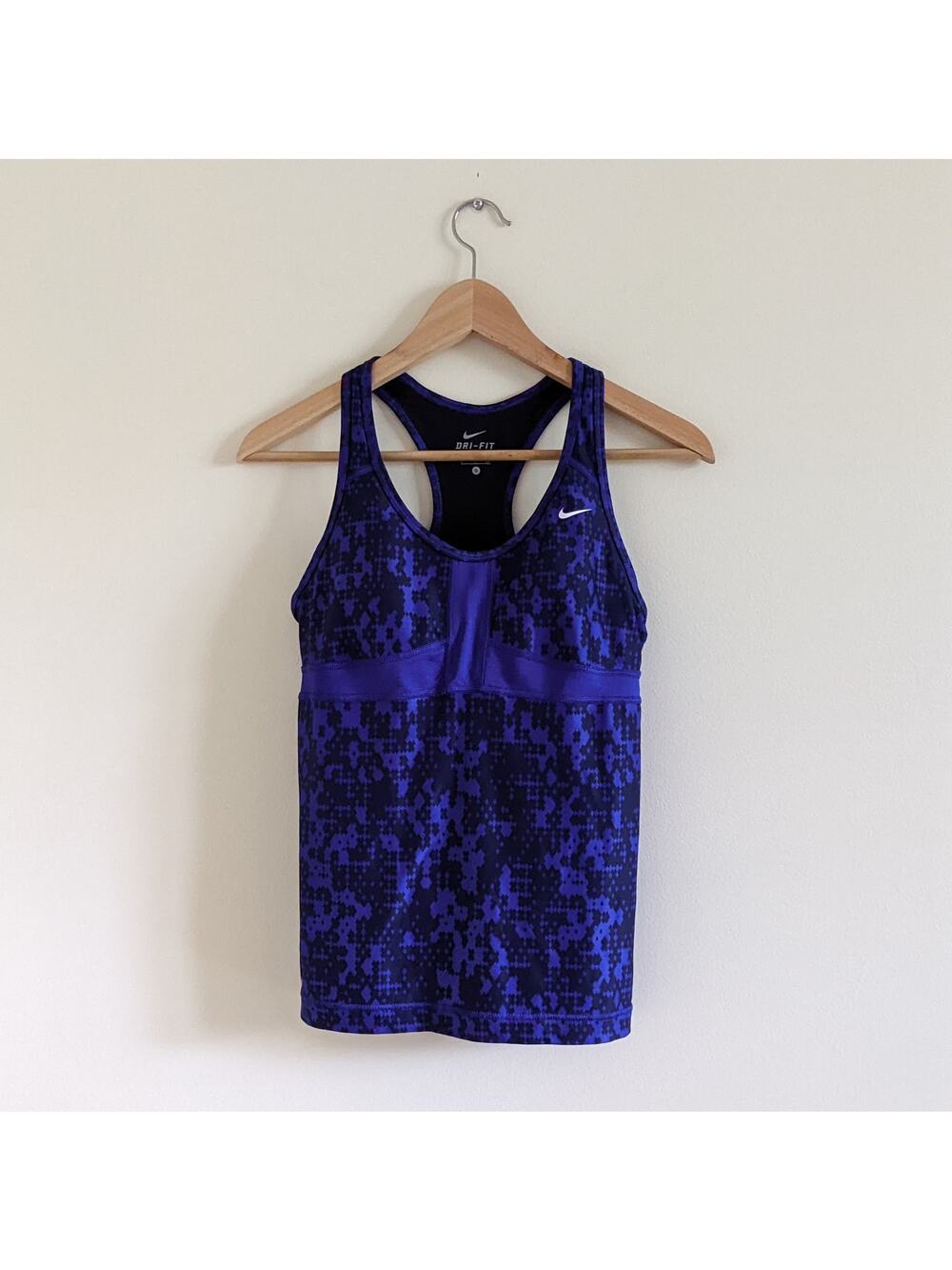 Nike Sz Small Blue Pixel Dri-Fit Racerback Tank Top Shelf Bra Light Padding Mesh